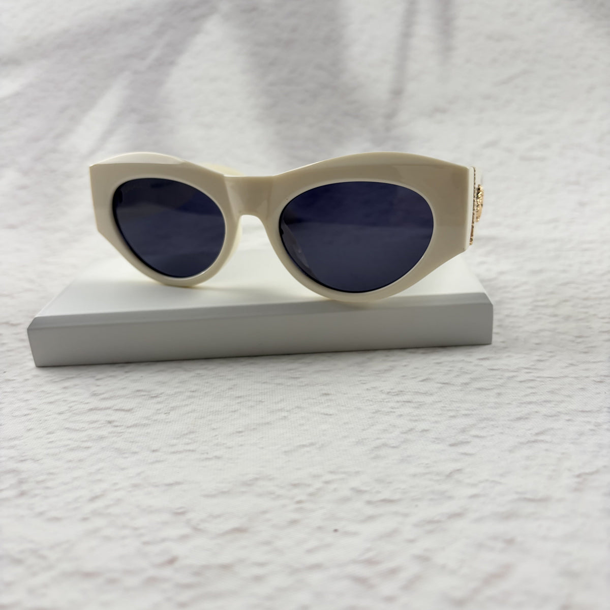 Geometric Cat Eye Sunglasses Off-White Acetate Gold Accent Frames