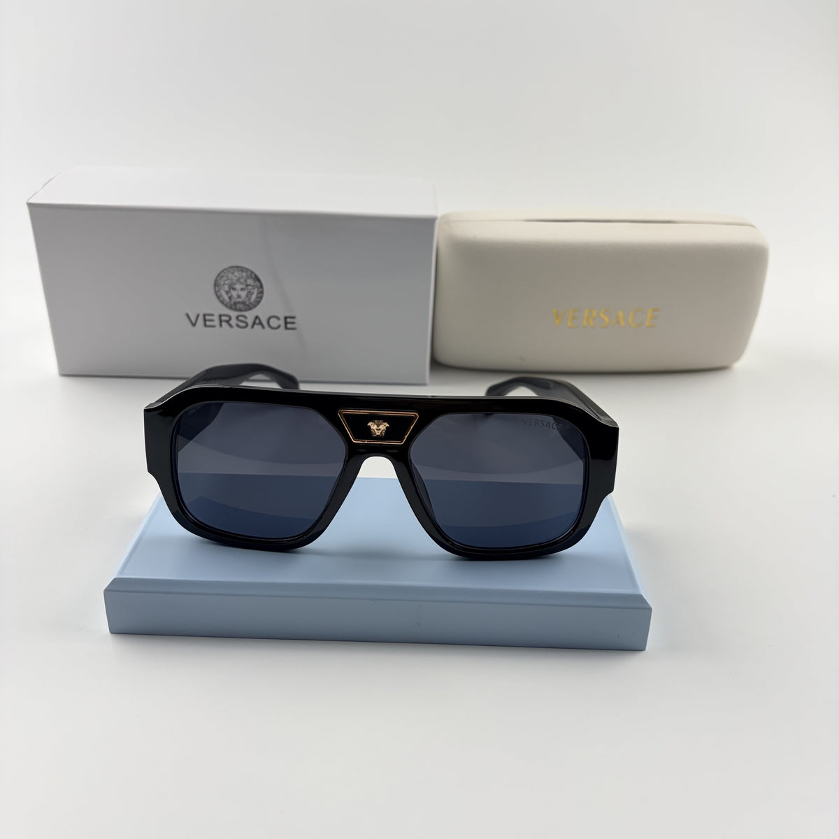Premium Oversized Aviator Sunglasses - Gold Medusa Accent Black Frame