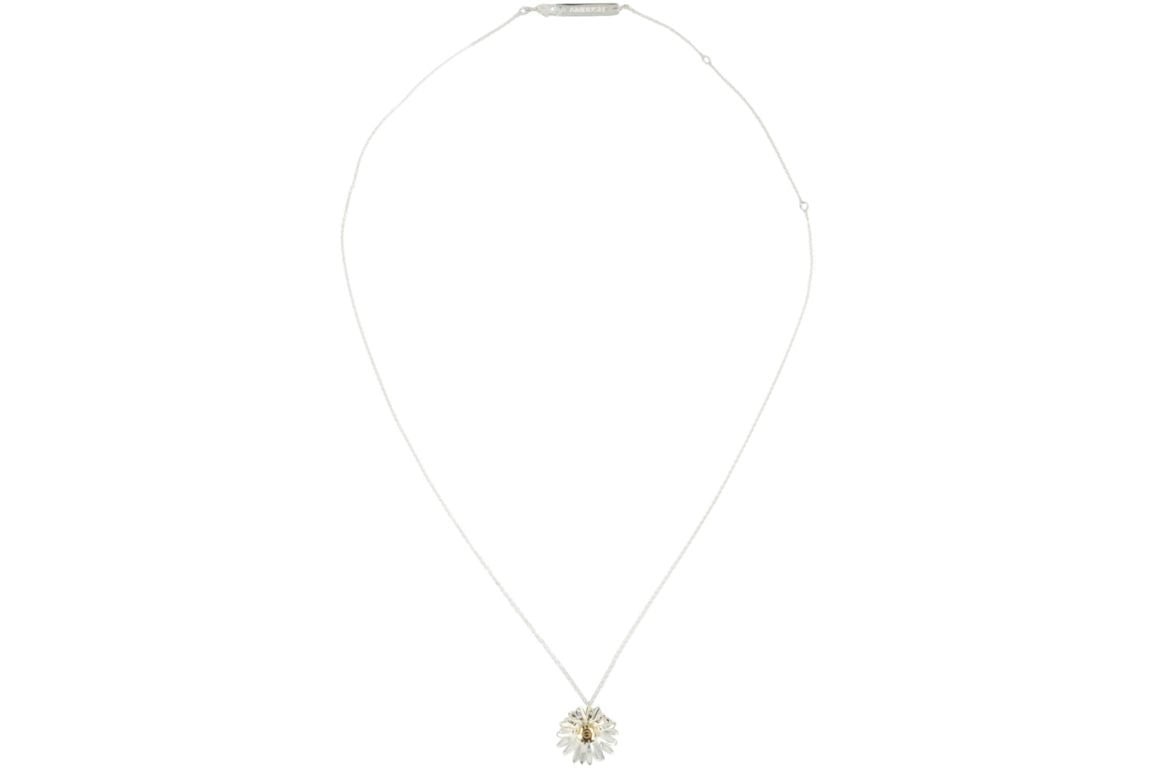 Ambush Daisy Charm Necklace Silver