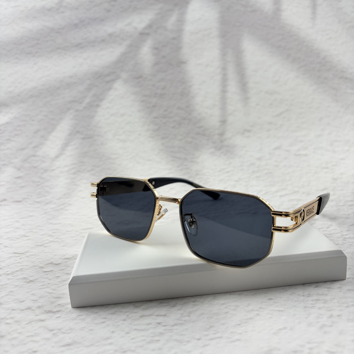 Gold Tone Geometric Sunglasses, UV Protection Men's Eyewear